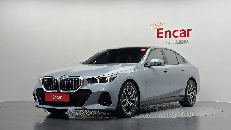 car BMW 5 Series id48875 main photo