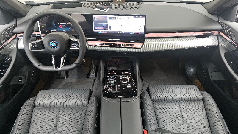 car BMW i5 id48910 photo #7