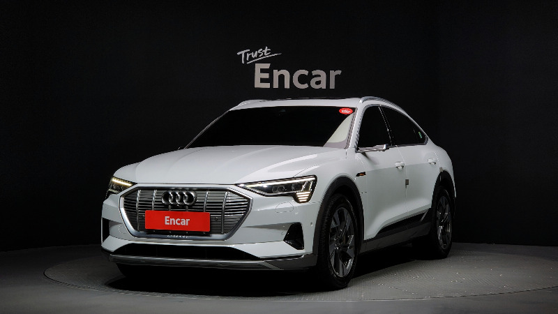 car Audi e-tron id48953 main photo