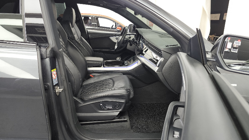car Audi Q8 id48963 photo #11