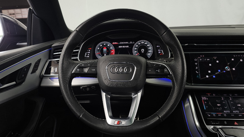 car Audi Q8 id48963 photo #13