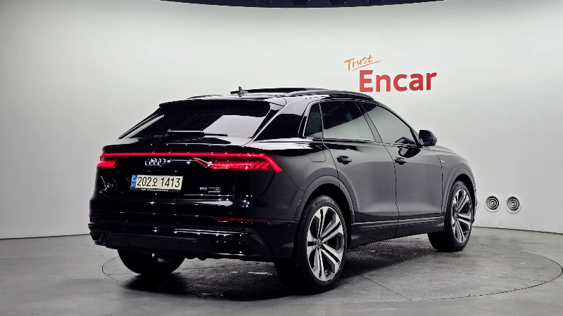 car Audi Q8 id48977 photo #2