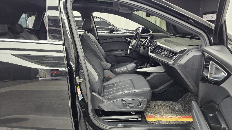 car Audi Q4 e-tron id48997 photo #11