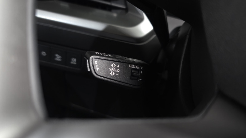 car Audi Q4 e-tron id49007 photo #16