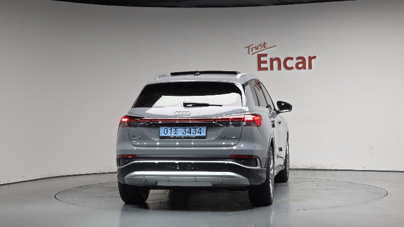 car Audi Q4 e-tron id49007 photo #4