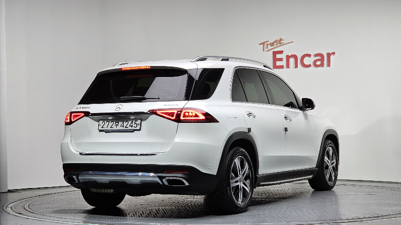 car Mercedes Benz GLE id49021 photo #2
