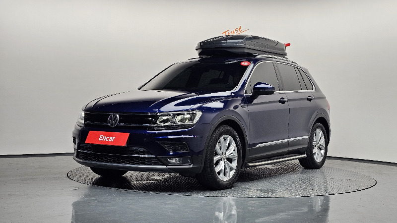 car Volkswagen Tiguan id49027 main photo