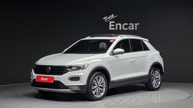 car Volkswagen T-Roc id49034 main photo