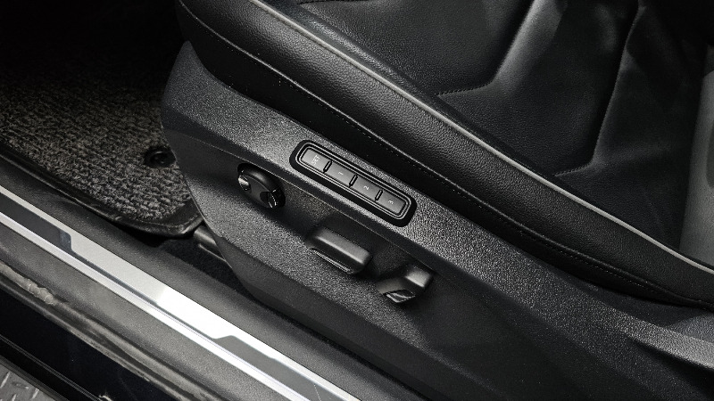 car Volkswagen Tiguan id49046 photo #17