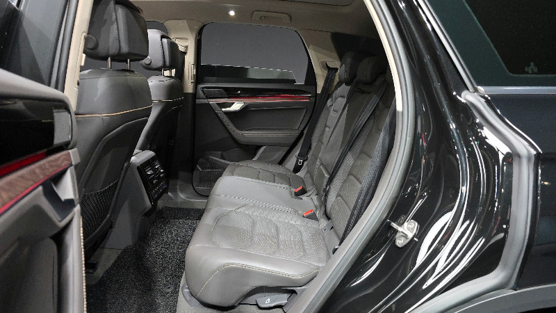 car Volkswagen Touareg id49051 photo #12