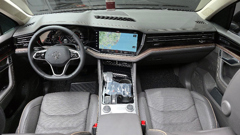 car Volkswagen Touareg id49051 photo #7