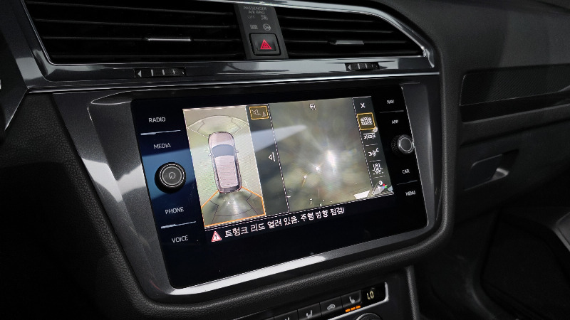 car Volkswagen Tiguan id49052 photo #16
