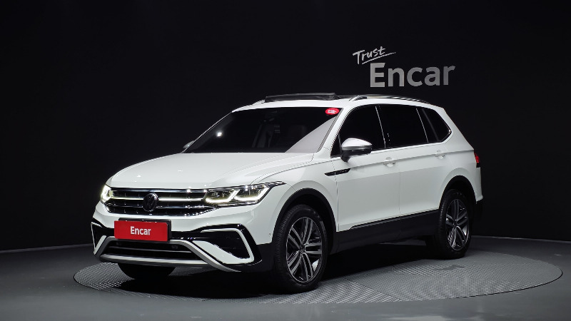 car Volkswagen Tiguan id49053 main photo