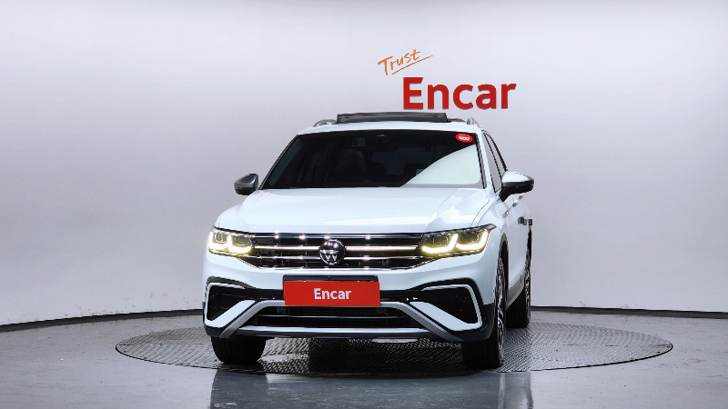 car Volkswagen Tiguan id49056 photo #3