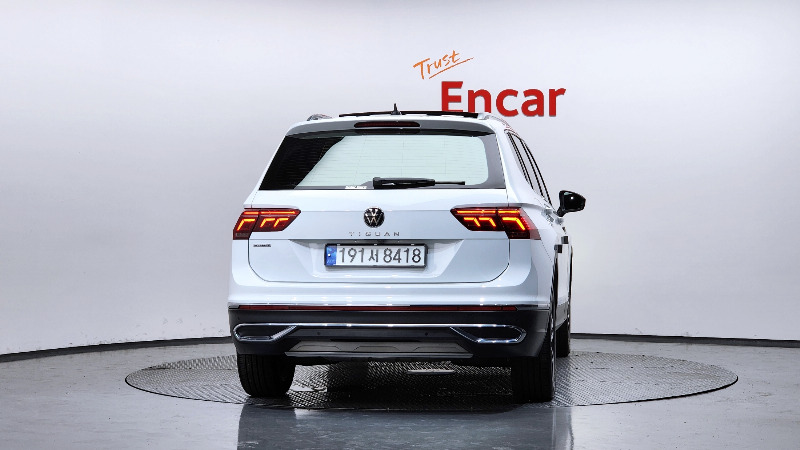 car Volkswagen Tiguan id49056 photo #4