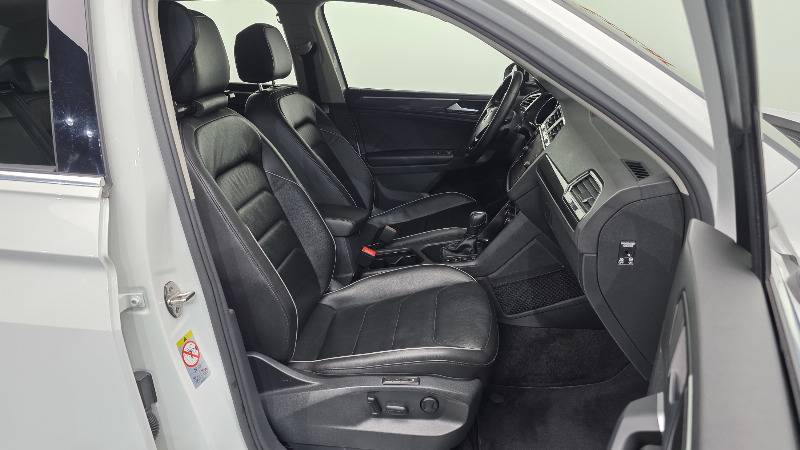 car Volkswagen Tiguan id49063 photo #11