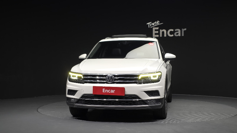 car Volkswagen Tiguan id49068 photo #3