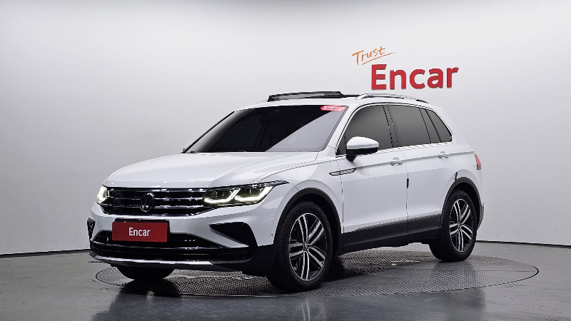 car Volkswagen Tiguan id49093 main photo