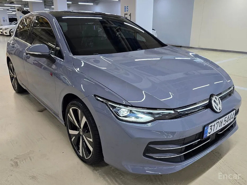 car Volkswagen Golf id49098 main photo