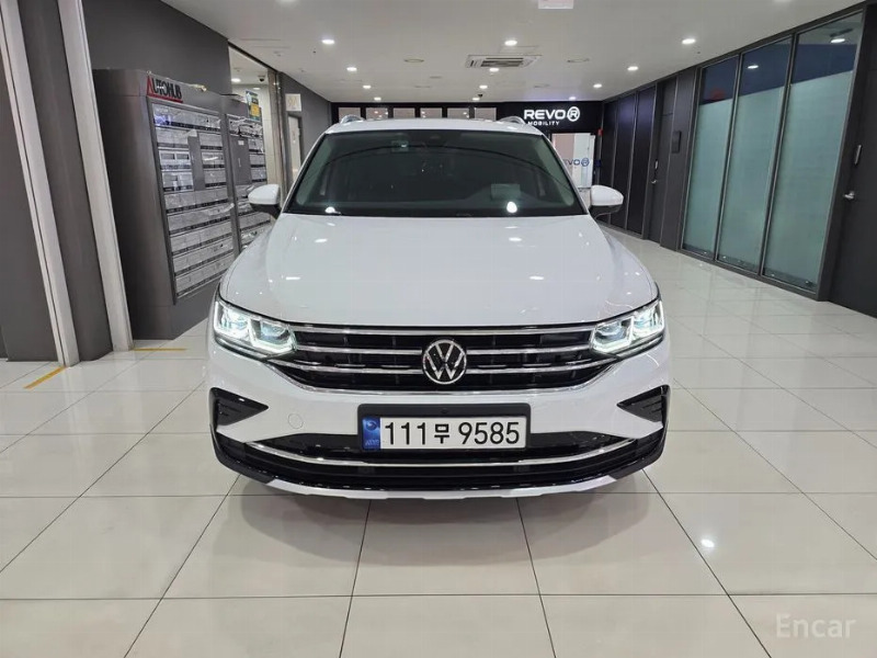 car Volkswagen Tiguan id49102 main photo