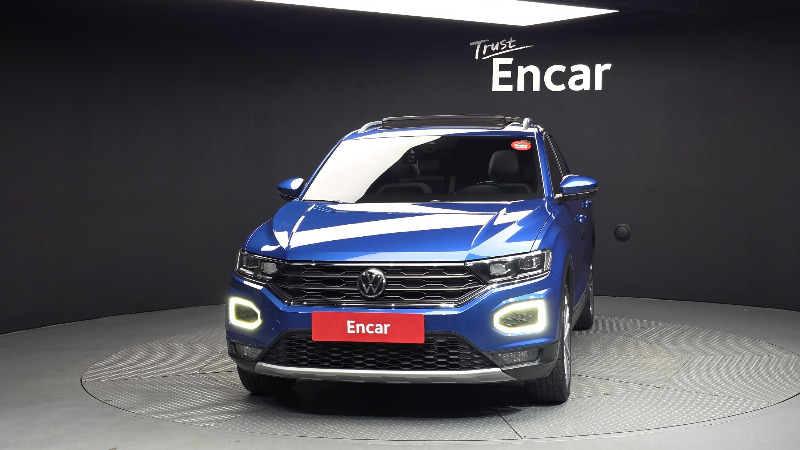 car Volkswagen T-Roc id49111 photo #3