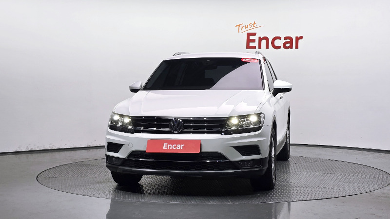 car Volkswagen Tiguan id49113 photo #3