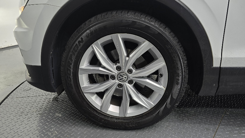 car Volkswagen Tiguan id49113 photo #5