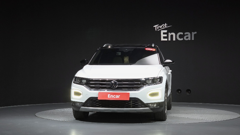 car Volkswagen T-Roc id49116 photo #3