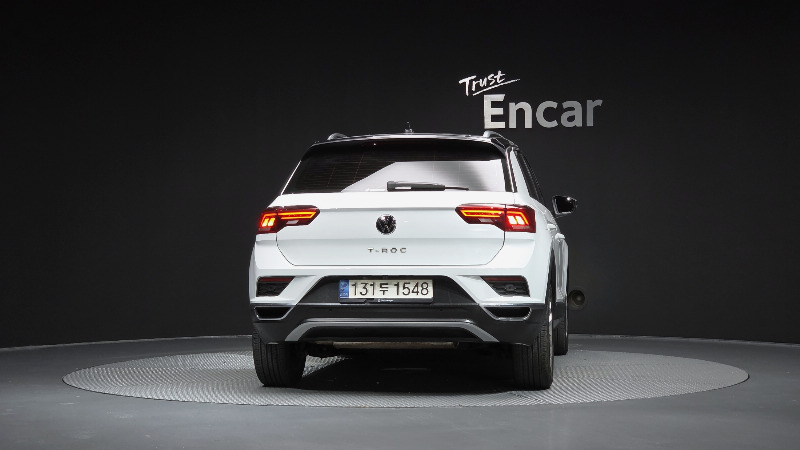car Volkswagen T-Roc id49116 photo #4