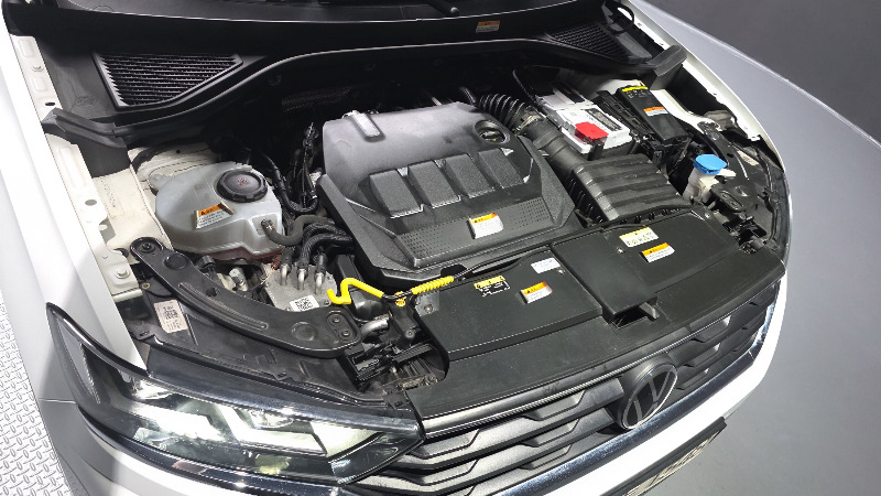 car Volkswagen T-Roc id49116 photo #6