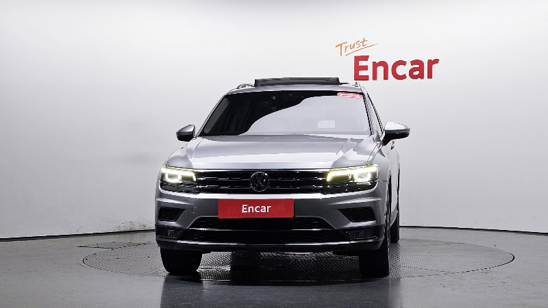car Volkswagen Tiguan id49121 photo #3