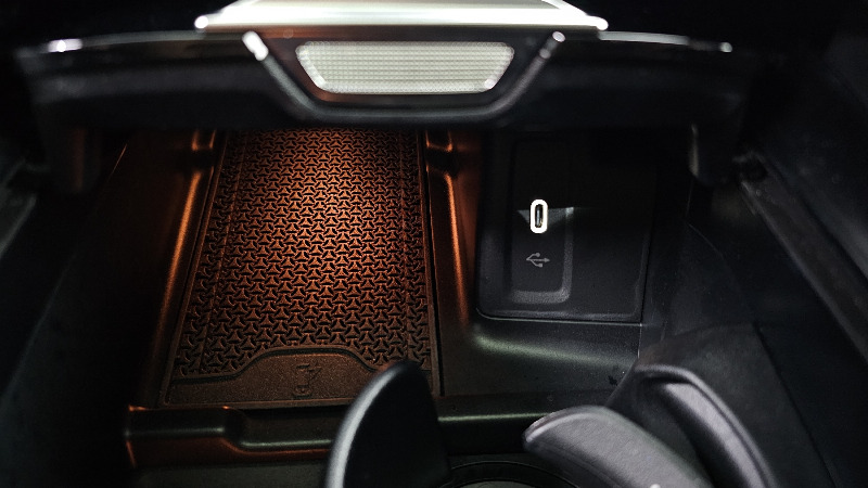 car Mercedes Benz GLC id49129 photo #14