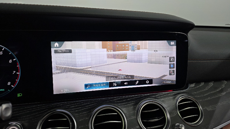 car Mercedes Benz E Class id49188 photo #14