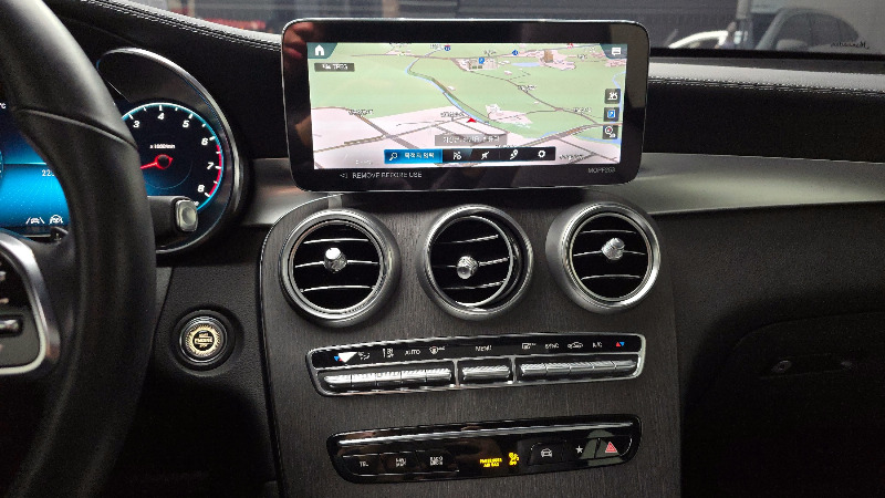 car Mercedes Benz GLC id49201 photo #16