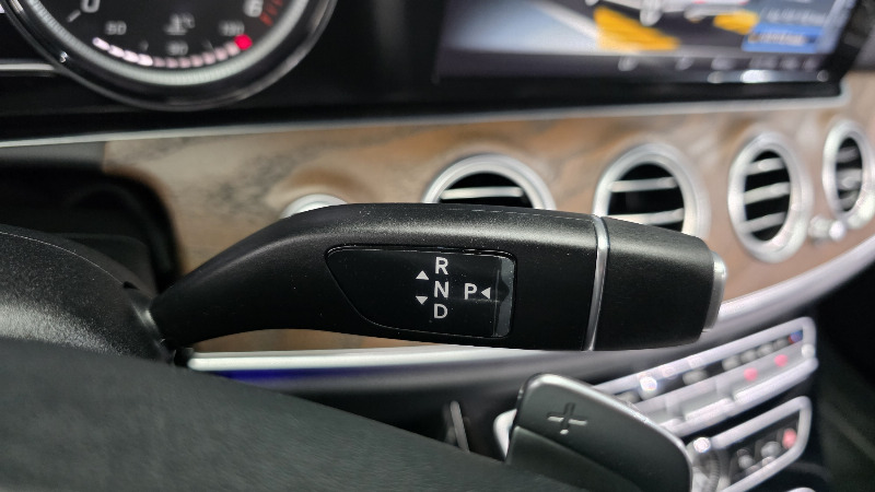 car Mercedes Benz E Class id49207 photo #9