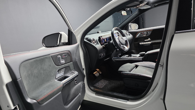 car Mercedes Benz GLA id49211 photo #10