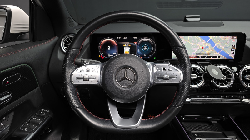 car Mercedes Benz GLA id49211 photo #13