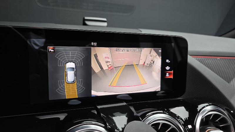 car Mercedes Benz GLA id49211 photo #15