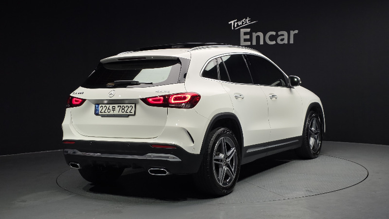 car Mercedes Benz GLA id49211 photo #2