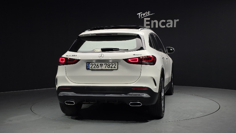 car Mercedes Benz GLA id49211 photo #4