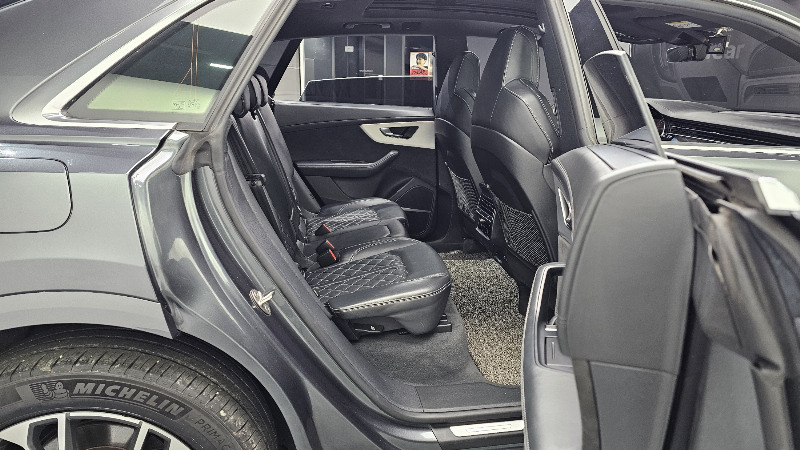 car Audi Q8 id49228 photo #12
