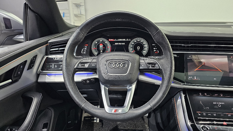 car Audi Q8 id49228 photo #13