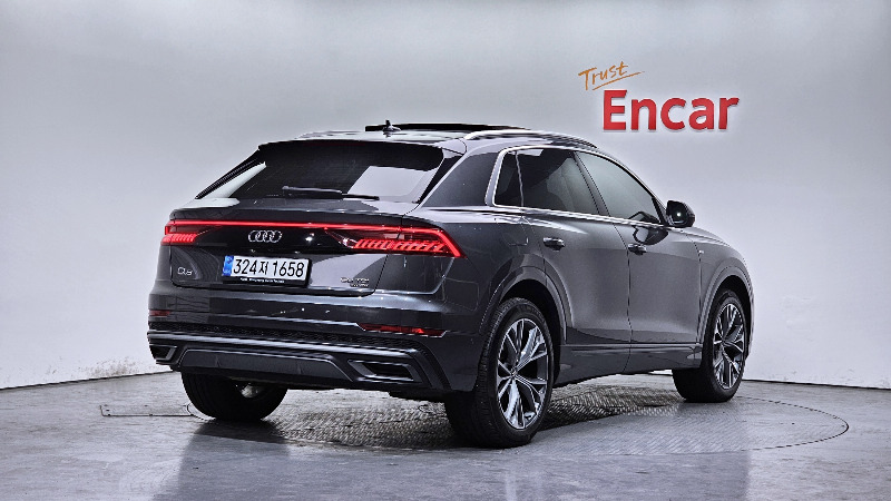 car Audi Q8 id49228 photo #2