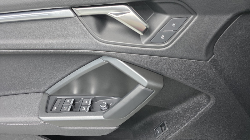 car Audi Q3 id49229 photo #12