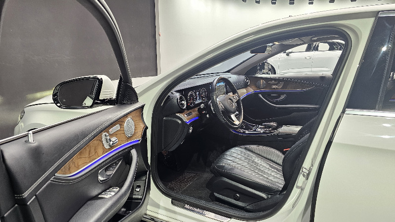 car Mercedes Benz E Class id49265 photo #10