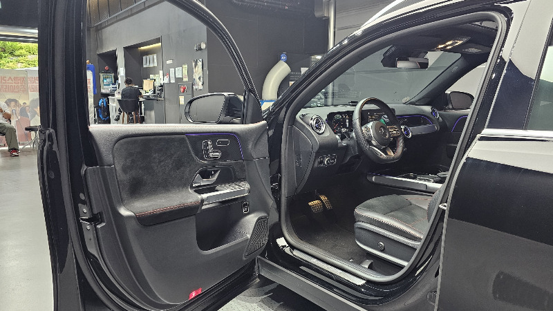 car Mercedes Benz GLB id49267 photo #10