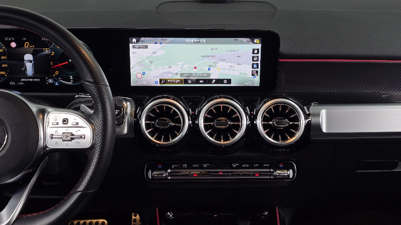 car Mercedes Benz GLB id49294 photo #12