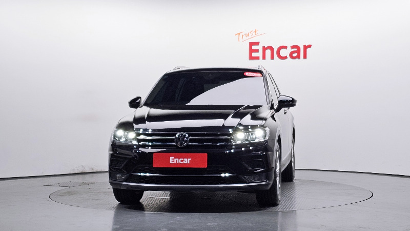 car Volkswagen Tiguan id49340 photo #3