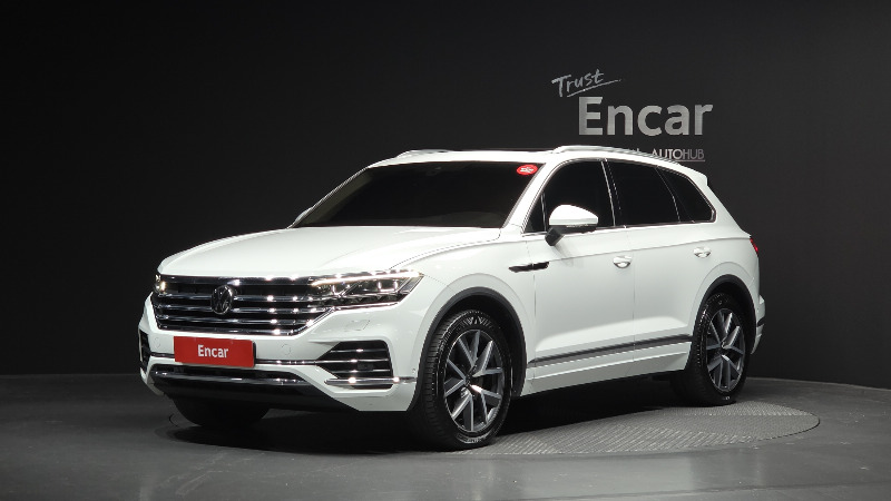 car Volkswagen Touareg id49344 main photo