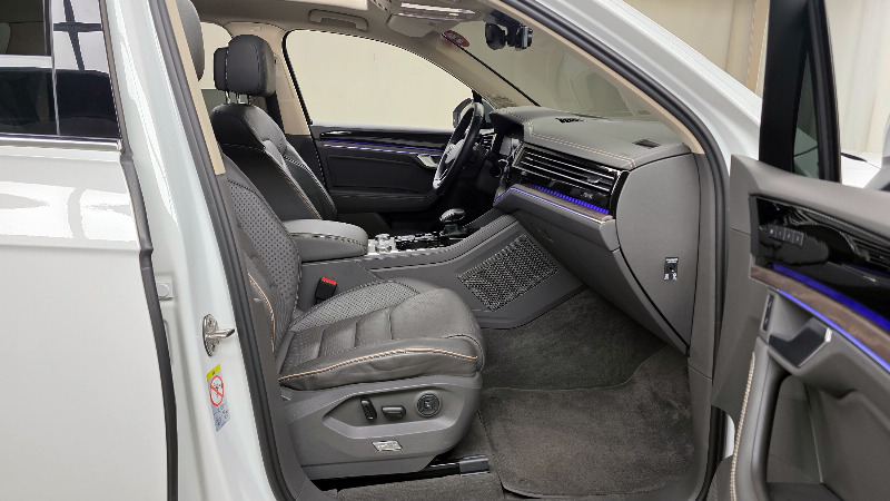 car Volkswagen Touareg id49344 photo #10